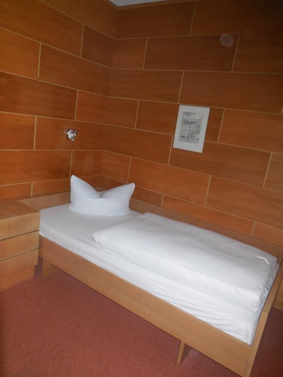 Hotel Garni Am Hechenberg Майнц Номер фото
